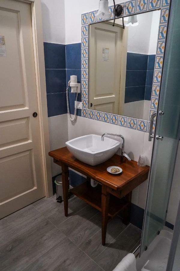 Palazzo Cestari Hotel Montesano sulla Marcellana Ngoại thất bức ảnh